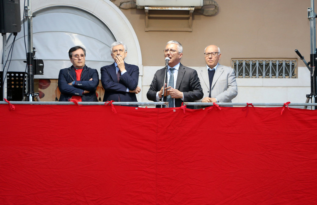 D’Alema a Trinitapoli per sostenere Massimo Paolucci, candidato di Articolo Uno alle Europee